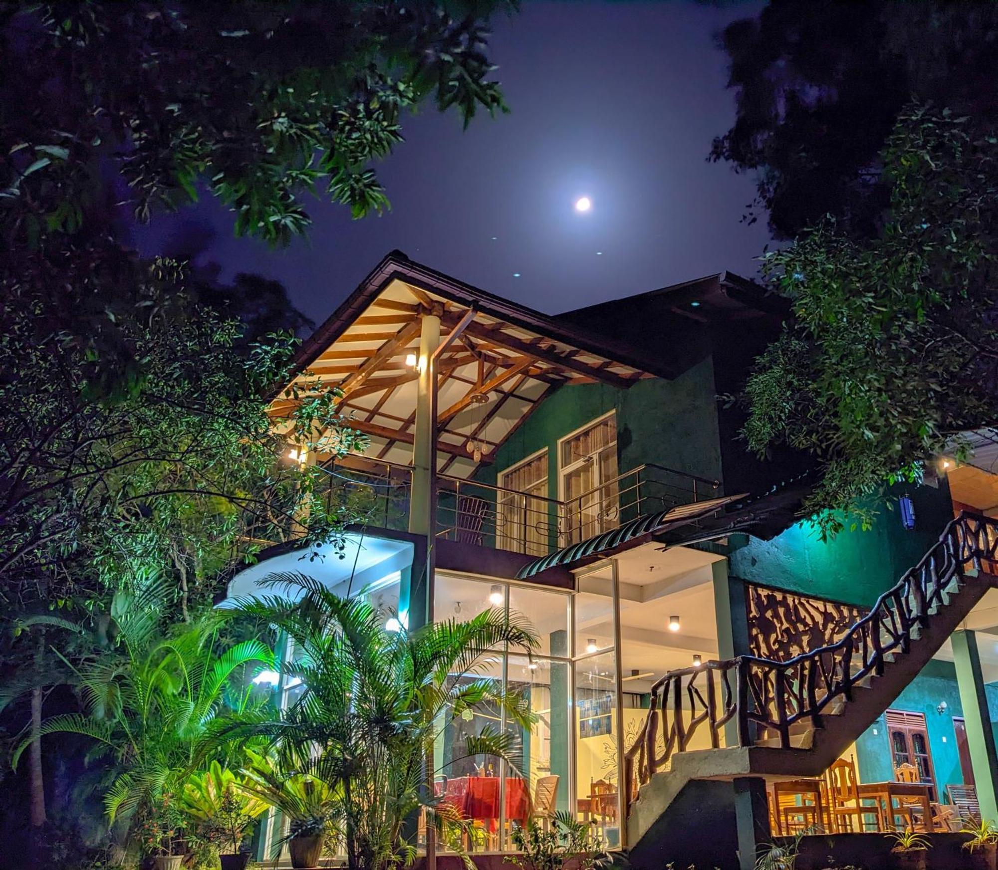 Choona Lodge 'View Of Sigiriya & Pidurangala With Sunrise' Exterior foto